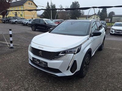 Perlmutweiß dach schwarz Gebraucht 2023 Peugeot 5008 GT SUV | € 28.990 (Fairer Preis)