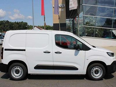 Weiß Gebraucht 2024 Fiat Doblò Van / Kleinbus | € 21.588 (Etwas zu teuer)