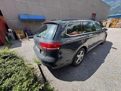 Grau Gebraucht 2018 VW Passat Comfortline Kombi | € 9.800 (Fairer Preis)