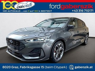 Grau Gebraucht 2024 Ford Focus ST-Line X Limousine | € 32.690