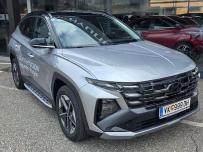 Shimmering silver / schwarz Gebraucht 2025 Hyundai Tucson GO! SUV | € 38.990 (Fairer Preis)