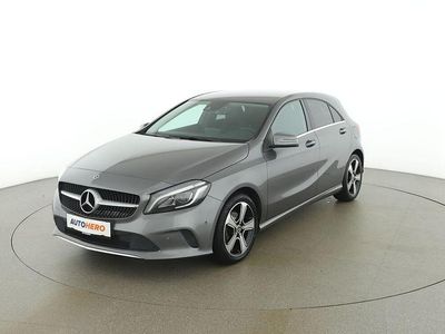 Grau Gebraucht 2017 Mercedes A180 Urban Limousine | € 17.690 (Etwas zu teuer)