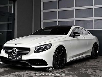 Weiß Gebraucht 2014 Mercedes S63 AMG AMG Coupé | € 69.880