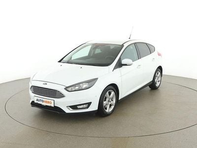 Gebraucht Ford Focus Titanium 125 PS (91 kW) 2015 Weiß Limousine