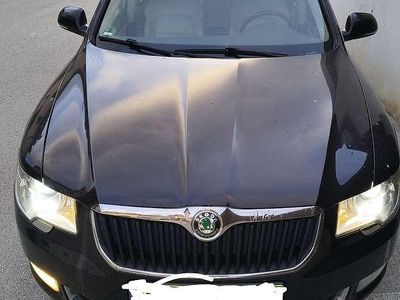 Schwarz Gebraucht 2011 Skoda Superb Elegance Kombi | € 6.800 (Guter Preis)