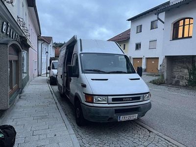 Gebraucht Iveco Daily 125 PS (91 kW) 2000 Weiß Van / Kleinbus