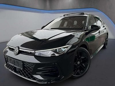 Gebraucht VW Passat R-line 150 PS (110 kW) 2024 Schwarz Kombi