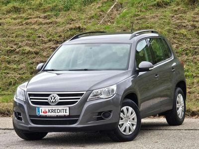 Grau Gebraucht 2011 VW Tiguan Trendline SUV | € 11.000 (Etwas zu teuer)