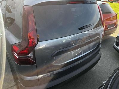 Gebraucht Dacia Jogger Extreme 122 PS (89 kW) 2024 Van / Kleinbus