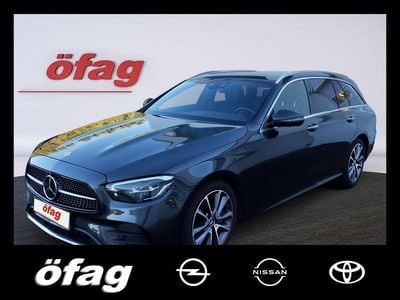 Rot Gebraucht 2023 Mercedes E220 Kombi | € 49.990