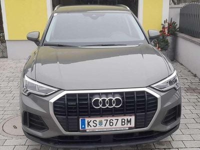 Grau Gebraucht 2020 Audi Q3 SUV | € 28.990 (Guter Preis)