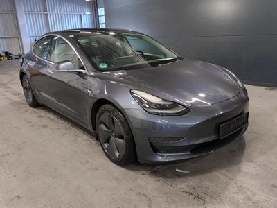 Schwarz metallic Gebraucht 2020 Tesla Model 3 Long Range AWD Limousine | € 24.475 (Fairer Preis)