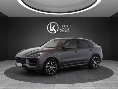 Grau Gebraucht 2025 Porsche Cayenne SUV | € 129.990