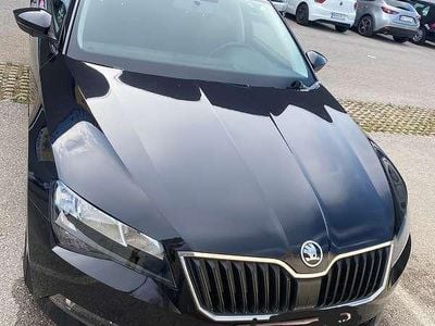 Schwarz Gebraucht 2018 Skoda Superb Active Kombi | € 15.000 (Superpreis)