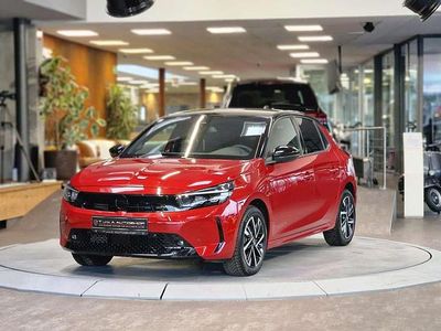 Rot Gebraucht 2024 Opel Corsa Limousine | € 17.980 (Etwas zu teuer)
