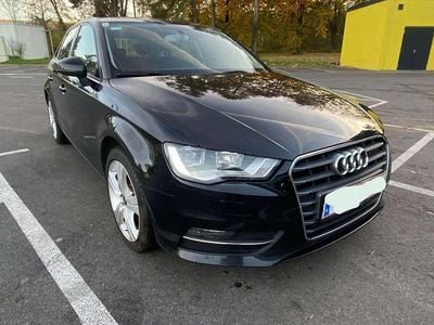Gebraucht Audi A3 105 PS (77 kW) 2014 Schwarz Limousine