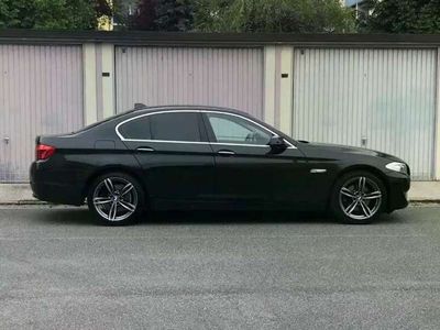 gebraucht BMW 520 BLACK EDITION