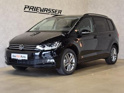 Schwarz metallic Gebraucht 2025 VW Touran Van / Kleinbus | € 38.850