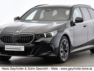 M carbonschwarz metallic Gebraucht 2024 BMW 530e Shadowline | € 62.980