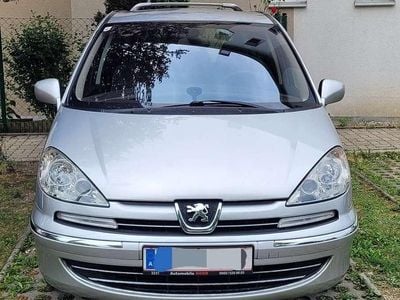 Gebraucht Peugeot 807 Premium 136 PS (100 kW) 2010 Silber Van / Kleinbus