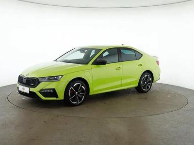 Gebraucht Skoda Octavia RS 150 PS (110 kW) 2022 Hellgrün normal Limousine