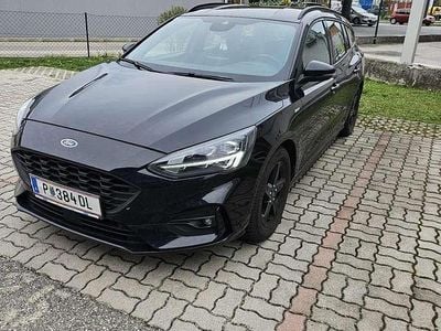 Gebraucht 2022 Ford Focus ST-Line Kombi | € 17.500 (Etwas zu teuer)