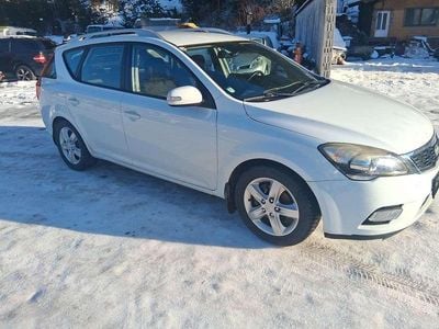 Gebraucht Kia Ceed 90 PS (66 kW) 2011 Kleinwagen