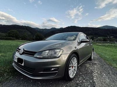 Gebraucht VW Golf VII Comfortline 147 PS (108 kW) 2014 Grau Limousine