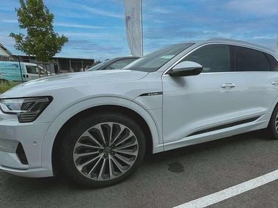 Gebraucht Audi e-tron 150 kW (204 PS) 2019 Weiß SUV