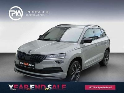Grau Gebraucht 2021 Skoda Karoq SportLine SUV | € 30.350 (Teuer)