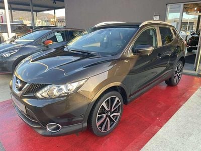 Schwarz Gebraucht 2016 Nissan Qashqai Tekna SUV | € 18.990 (Teuer)
