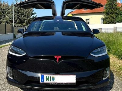 Schwarz Gebraucht 2017 Tesla Model X SUV | € 28.000 (Etwas zu teuer)