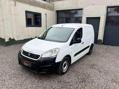 Weiß Gebraucht 2018 Peugeot Partner Premium Van | € 3.699 (Fairer Preis)