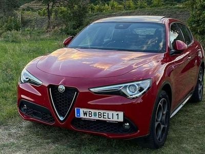 Rot Gebraucht 2022 Alfa Romeo Stelvio Ti SUV | € 40.000 (Fairer Preis)