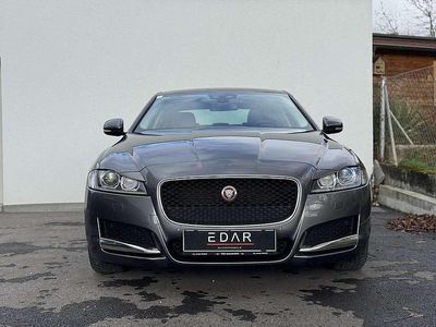 Grau Gebraucht 2017 Jaguar XF Prestige Limousine | € 13.990 (Superpreis)