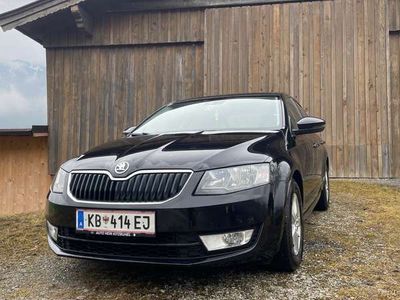 gebraucht Skoda Octavia 16 Elegance TDI Green tec