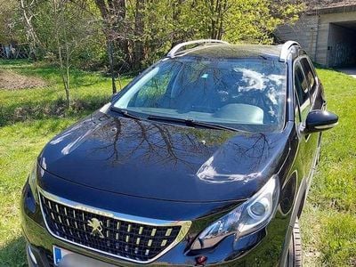 Schwarz Gebraucht 2017 Peugeot 2008 S SUV | € 12.200 (Etwas zu teuer)