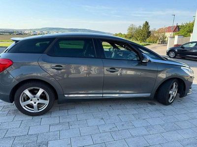 Grau Gebraucht 2012 Citroën DS5 Chic Kleinwagen | € 6.100