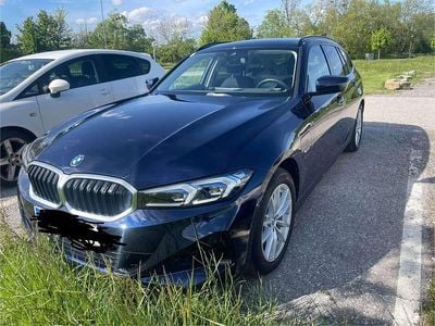 Blau Gebraucht 2023 BMW ActiveHybrid 3 Limousine | € 35.000