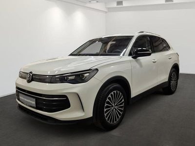 Gebraucht VW Tiguan Life 130 PS (95 kW) 2025 Weiss  normal SUV