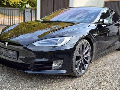 Schwarz Gebraucht 2019 Tesla Model S Performance Kleinwagen | € 34.000