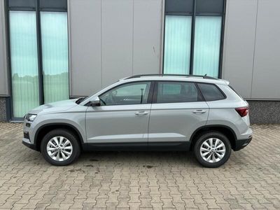 gebraucht Skoda Karoq Top Selection 1.5 TSI 150PS, 17" Alu, ACC/Tempomat, Parksensoren vorn/hinten, Rückfahrkamera, KESSY, Elektrische Heckklappe, Sitzheizung vorn u. hinten, Frontscheibe beheizt, Dachreling silber, Virtual Cockpit 10"