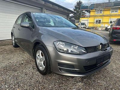Gebraucht VW Golf VII Comfortline 86 PS (63 kW) 2015 Grau Limousine
