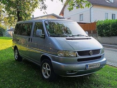 Blau Gebraucht 2000 VW Caravelle Van / Kleinbus | € 13.499