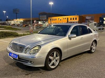 Mercedes E320