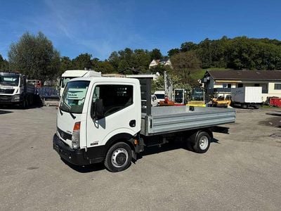 Weiß Gebraucht 2010 Nissan Cabstar Abholung | € 12.500