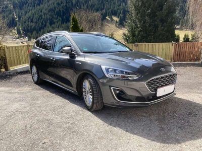 gebraucht Ford Focus Traveller 1,5 EcoBoost Vignale