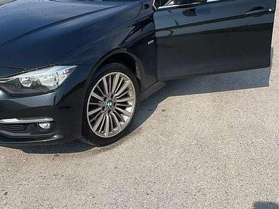 Gebraucht 2016 BMW 320 Luxury Line Limousine | € 15.700