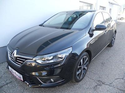 Schwarz metallic Gebraucht 2018 Renault Mégane IV Bose Edition | € 9.590