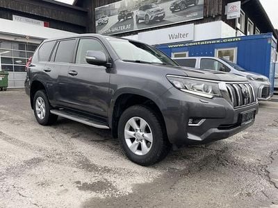 Gebraucht Toyota Land Cruiser 177 PS (130 kW) 2017 Silber SUV